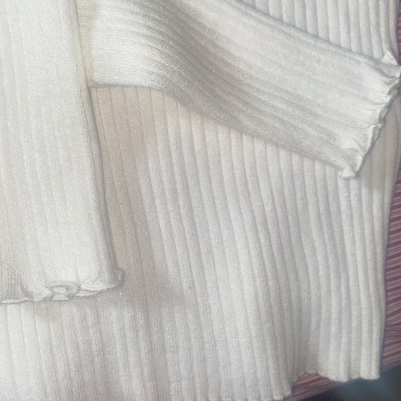 Turtle neck . - Picture 4 of 4